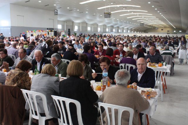 Más de 2.000 personas Celebran la X Paella Solidaria de Manos Unidas en Torre-Pacheco - 3, Foto 3