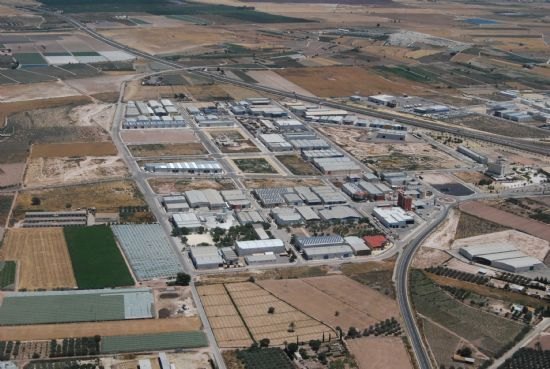 La cadena de televisión Popular TV Murcia emitirá un reportaje sobre los recursos industriales del municipio de Totana, Foto 1