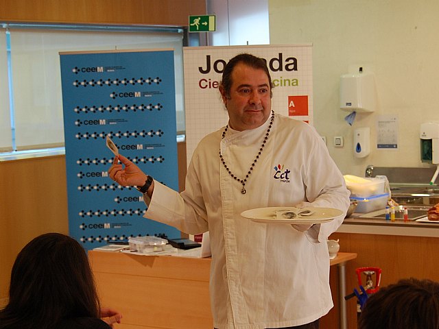 CEEIM usa recetas de cocina de Firo Vázquez para acercar la tecnología a los jóvenes para despertar su vocación emprendedora - 1, Foto 1