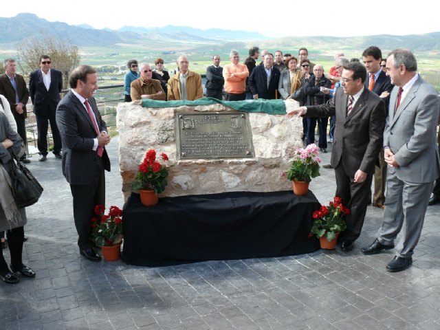 El secretario de estado de turismo y el alcalde de Jumilla inauguran el Castillo y las obras del entorno - 1, Foto 1