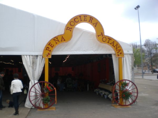 La Asociacin Vehculos Clsicos de Totana asiste a la fiesta rociera de Totana - 1