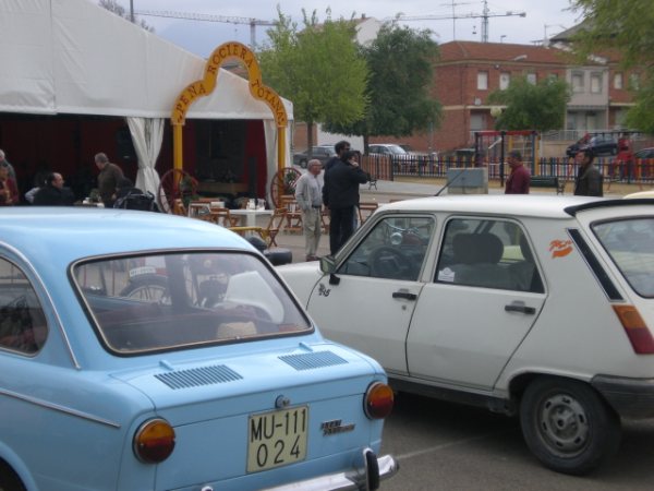 La Asociacin Vehculos Clsicos de Totana asiste a la fiesta rociera de Totana - 8