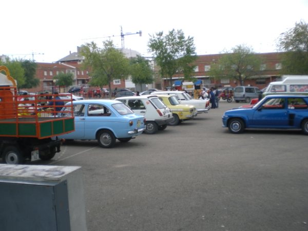 La Asociación Vehículos Clásicos de Totana asiste a la fiesta rociera de Totana - 19