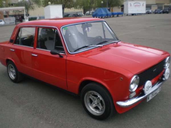 La Asociacin Vehculos Clsicos de Totana asiste a la fiesta rociera de Totana - 23