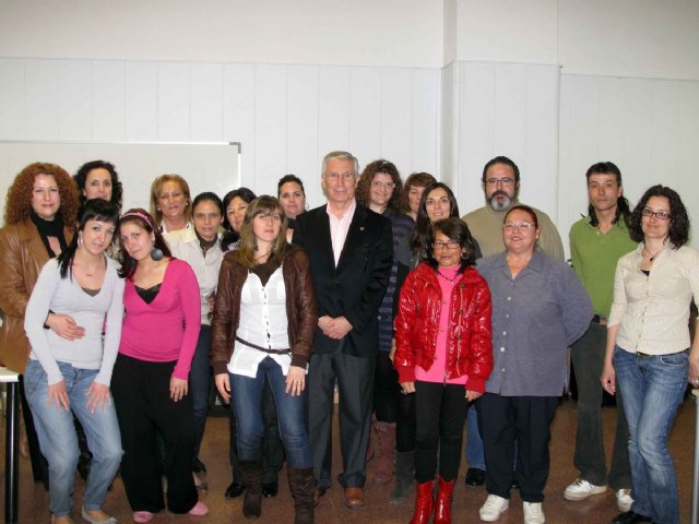 Clausurado el curso de Atención Especializada a Enfermos de Alzheimer - 3, Foto 3