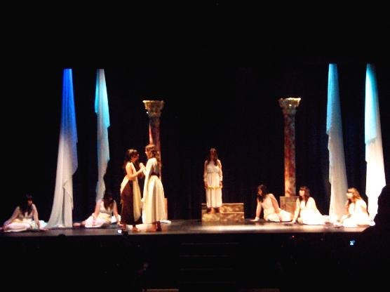 Antígona clausuró el XXVII Festival Juvenil Europeo de Teatro Grecolatino - 1, Foto 1