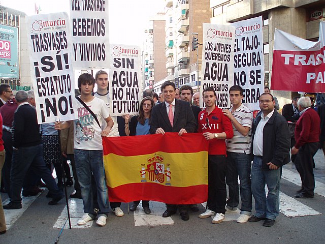 El Consejo Local de la Juventud estará mañana en Madrid con el Sindicato del Tajo-Segura y el Comité de Crisis - 1, Foto 1