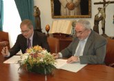 La UCAM firma un convenio de colaboracin con el I.E.S El Palmeral, de Orihuela