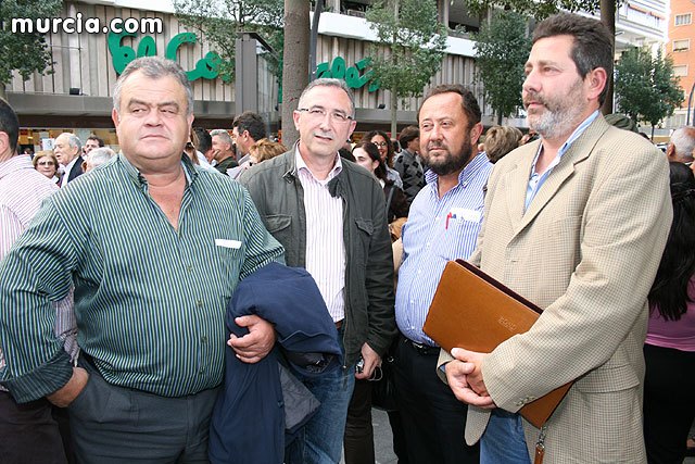 The councilman of Water and Agriculture and Irrigation Community Totana attend the demonstration in defense of the Tajo-Segura, Foto 1