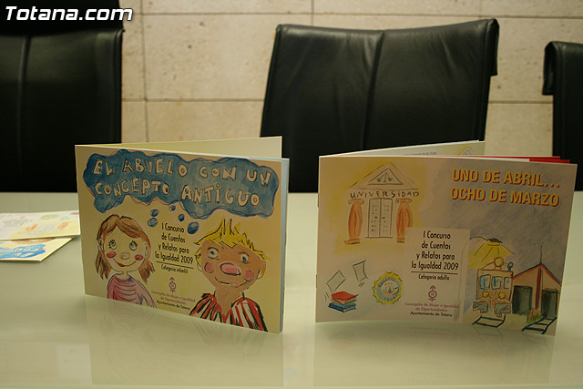 Presentan la publicacin de los libros correspondientes a los cuentos ganadores del 