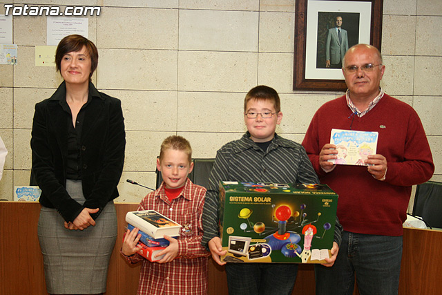 Presentan la publicacin de los libros correspondientes a los cuentos ganadores del 