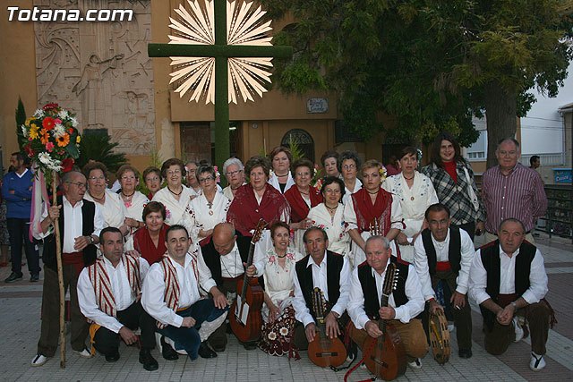 Chorus Santa Cecilia held on the evening of April 30 to May 1 the "Song of the Mayos', Foto 1