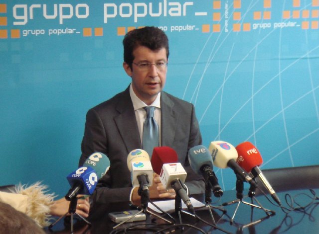 Juan Carlos Ruiz lamenta que el Grupo Socialista traicionara ayer a los murcianos y espera de Saura “que rompa su carné del PSOE” - 1, Foto 1