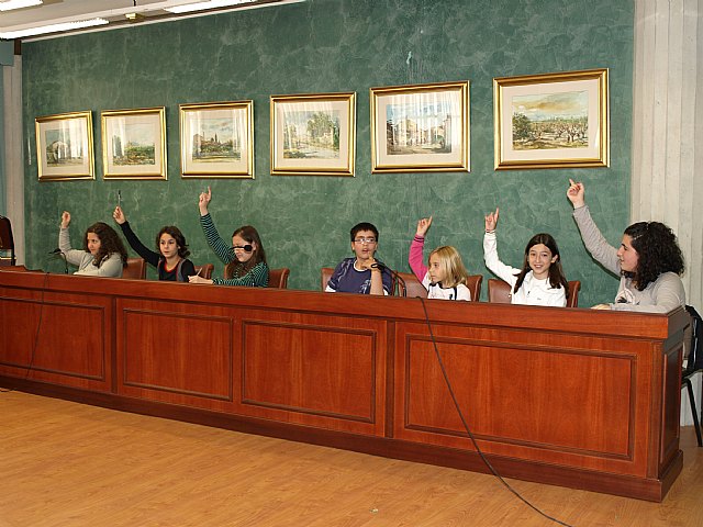 Ceutí  celebró un Pleno Infantil con la participación de los escolares del municipio - 1, Foto 1