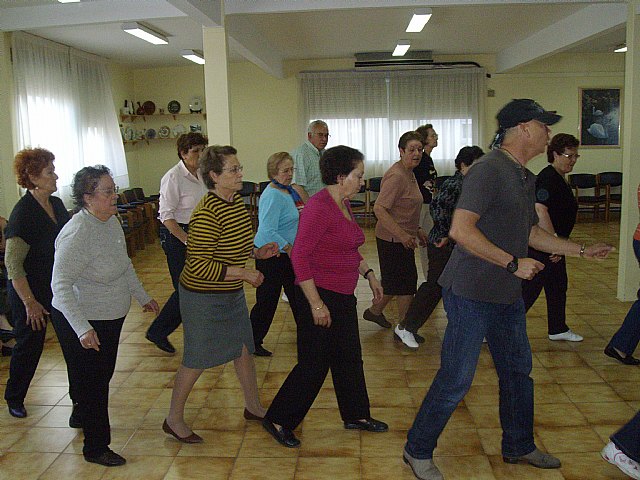 Comienzan las clases de baile del Programa de Prevención de la Dependencia - 2, Foto 2