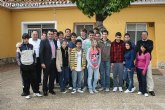 Los alumnos de 4º de la ESO del instituto 'Prado Mayor' presentan su proyecto empresarial al alcalde de Totana y al concejal de Desarrollo Económico