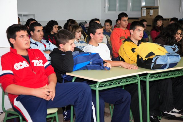 Juventud recoge en un curso la Prevención de Drogodependencias y la Educación Afectiva Sexual - 1, Foto 1