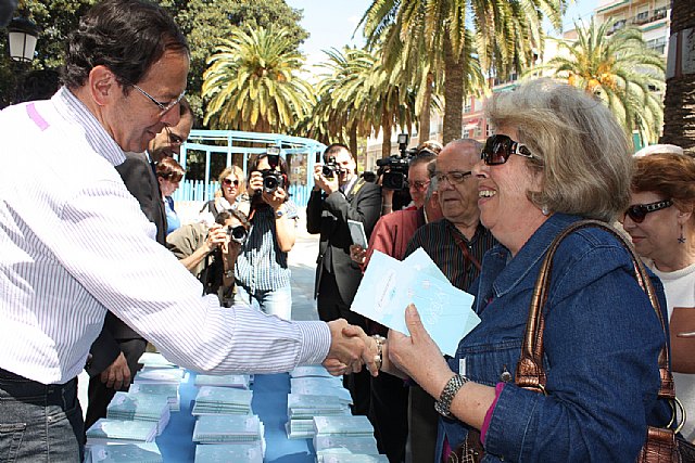 Los jardines se transforman esta primavera en escenarios idóneos para leer y disfrutar de cuentacuentos - 1, Foto 1
