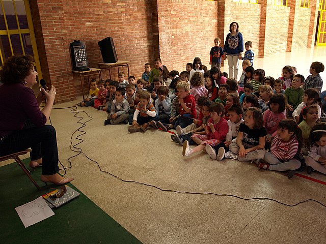 El colegio Diego Martínez y el ayuntamiento de Ceutí celebran el Día del Libro recordando a Miguel Hernández - 3, Foto 3
