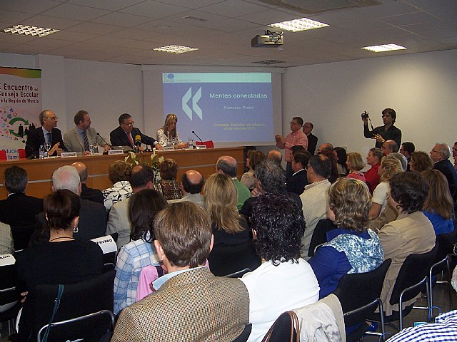 La concejal de Educación asiste a la clausura del X Encuentro del Consejo Escolar de la Región de Murcia que se celebró en Molina, Foto 2