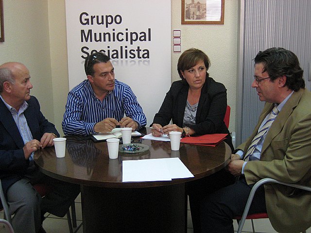 El PSOE exige a Cámara que aclare si el Ayuntamiento mantiene una deuda de 2.660.000 euros con LatBus - 1, Foto 1