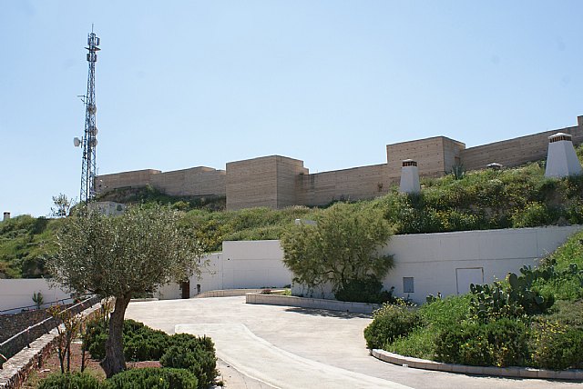 El Ayuntamiento y la Comunidad crean un Centro de Telecomunicaciones que permitirá retirar las antenas ubicadas en el Castillo de Nogalte - 2, Foto 2
