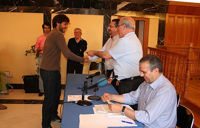 El Ayuntamiento reparte 140.285 euros entre los colectivos de las fiestas patronales - 2, Foto 2