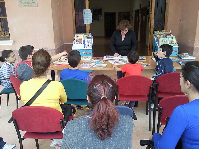 Maratón Literario en la Barriada Virgen del Oro - 5, Foto 5