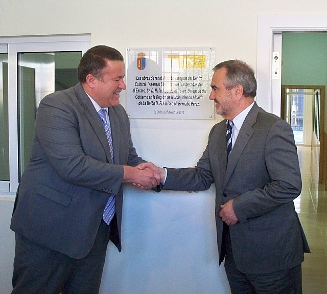 Inauguran las obras de remodelación y acondicionamiento del Centro Cultural y la calle Real, financiadas por el Gobierno de España - 2, Foto 2