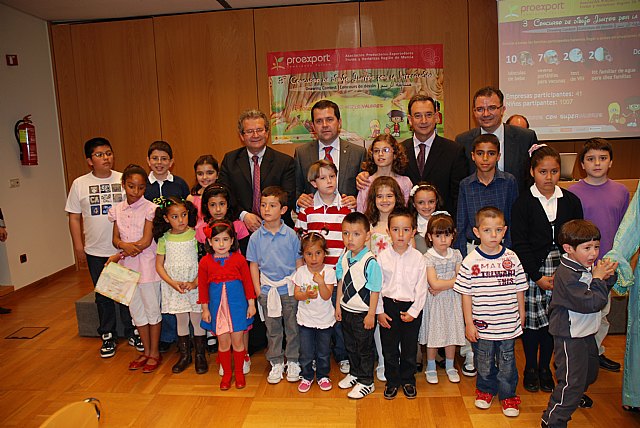 Más de mil niños participan en el concurso de dibujo 'Juntos por la Integración' - 1, Foto 1