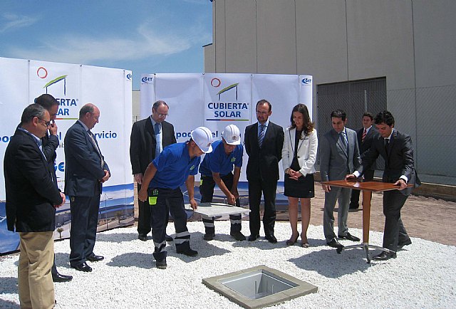 Marín pone la primera piedra de un proyecto de inversión de 25 millones de euros para construir naves industriales con cubierta solar, Foto 1