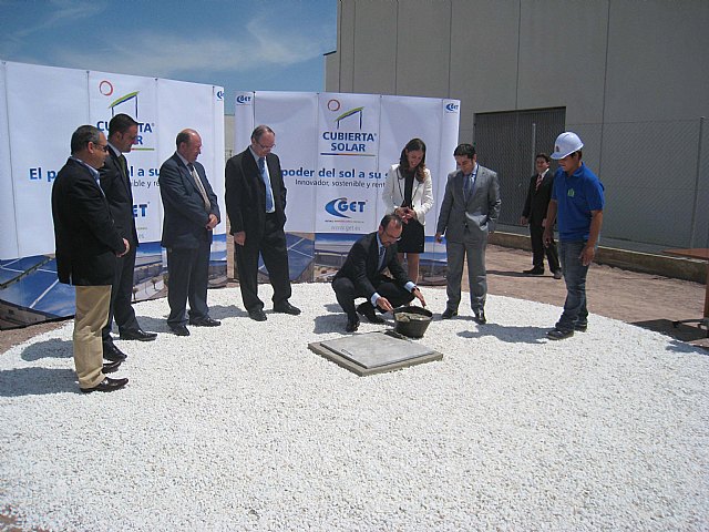 Marín pone la primera piedra de un proyecto de inversión de 25 millones de euros para construir naves industriales con cubierta solar, Foto 2