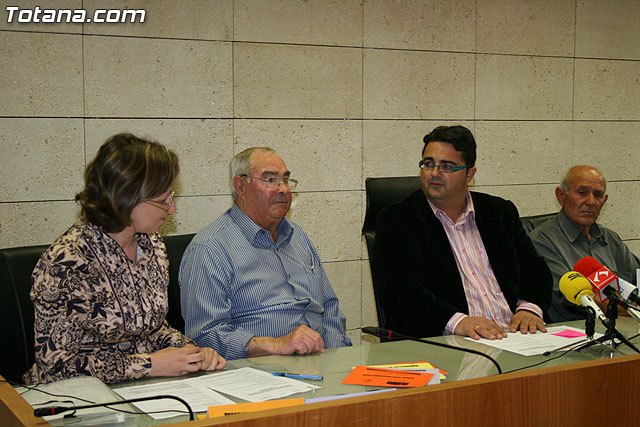 El Centro Municipal de Personas Mayores de el Paretón - Cantareros presentan el programa de actividades del 2º cuatrimestre de la Primavera 2010 - 3, Foto 3