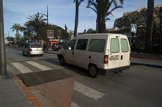 A.V.A. denuncia ante el fiscal de seguridad vial la ilegalidad de los Badenes - 1, Foto 1