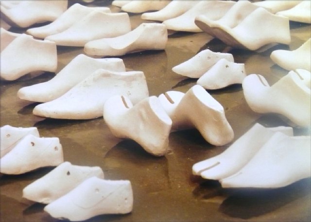 El 28 de mayo se inaugura en Caja Murcia una curiosa exposición bajo el título 'Horma/Forma/Norma' - 2, Foto 2