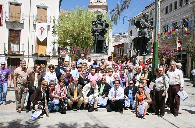 La asociación de la Real Academia de Cultura de Valencia peregrina a Caravaca - 1, Foto 1