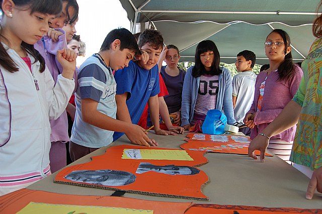 Los escolares de Alguazas homenajean a Miguel Hernández - 1, Foto 1