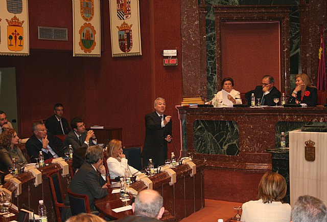 Valcárcel: “Fui a Madrid a defender el derecho más grande que tenemos los murcianos” - 1, Foto 1