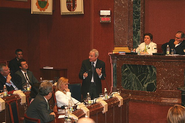 Valcárcel: “Fui a Madrid a defender el derecho más grande que tenemos los murcianos” - 2, Foto 2