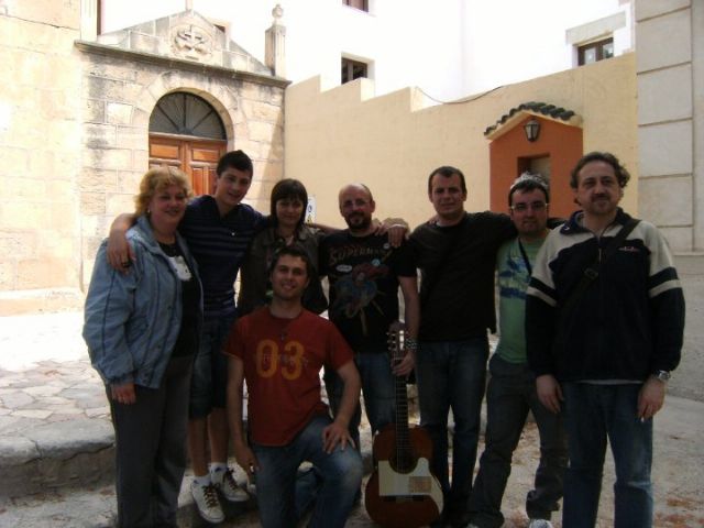 Ocho totaneros de la Parroquia de las Tres Avemaras asistieron a la 