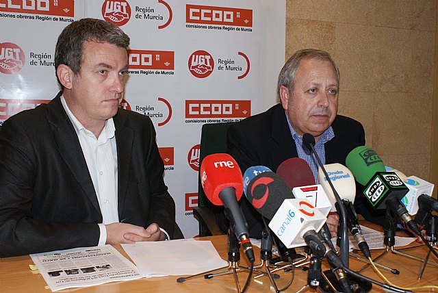 UGT y CCOO convocan a la ciudadanía murciana a participar en dos grandes manifestaciones que Murcia y Cartagena acogerán con motivo de la celebración del 1º de Mayo - 1, Foto 1