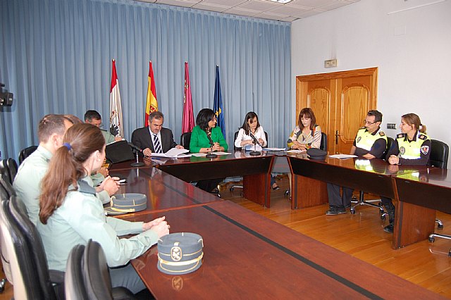 Inauguradas las obras de renovación de las infraestructuras de la calle Milagros de Lorquí - 2, Foto 2