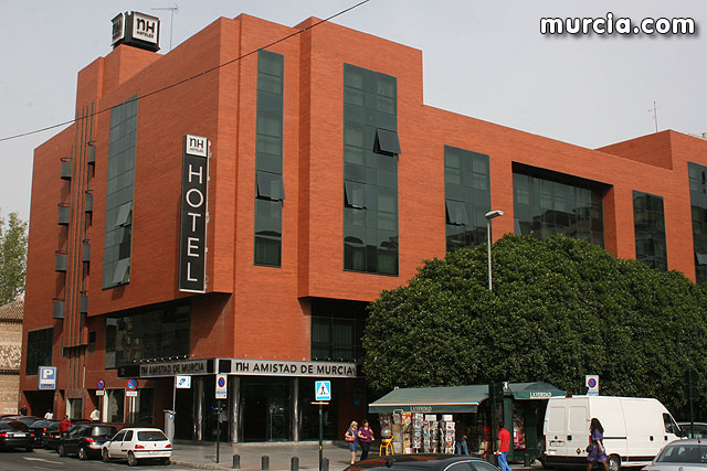 Rueda de prensa del alcalde de Totana y su abogada - 1