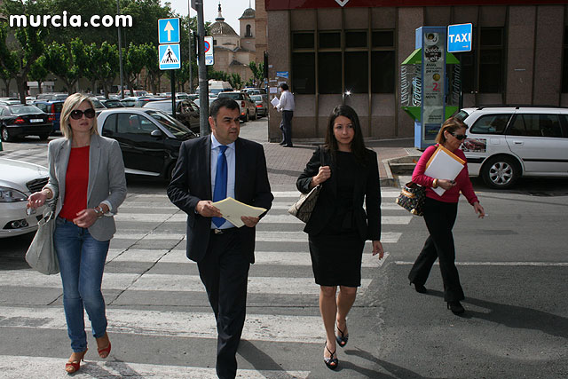 Rueda de prensa del alcalde de Totana y su abogada - 4