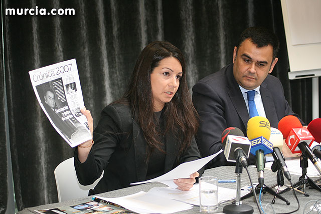 Rueda de prensa del alcalde de Totana y su abogada - 17