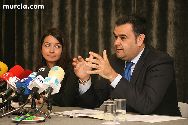 Rueda de prensa del alcalde de Totana y su abogada - 25