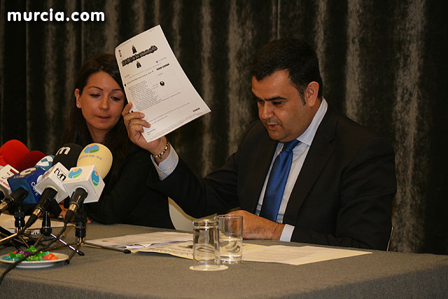 Rueda de prensa del alcalde de Totana y su abogada - 28