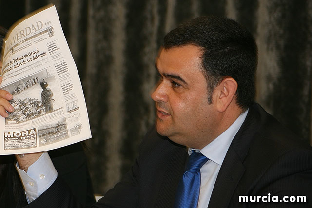 Rueda de prensa del alcalde de Totana y su abogada - 33