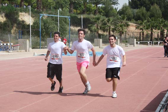 1800 atletas recorrieron el campus de Espinardo en la IV Carrera Popular de la Universidad de Murcia - 11