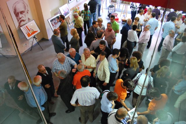 La exposición sobre Miguel Hernández permanecerá  abierta al público hasta el 14 de mayo - 2, Foto 2